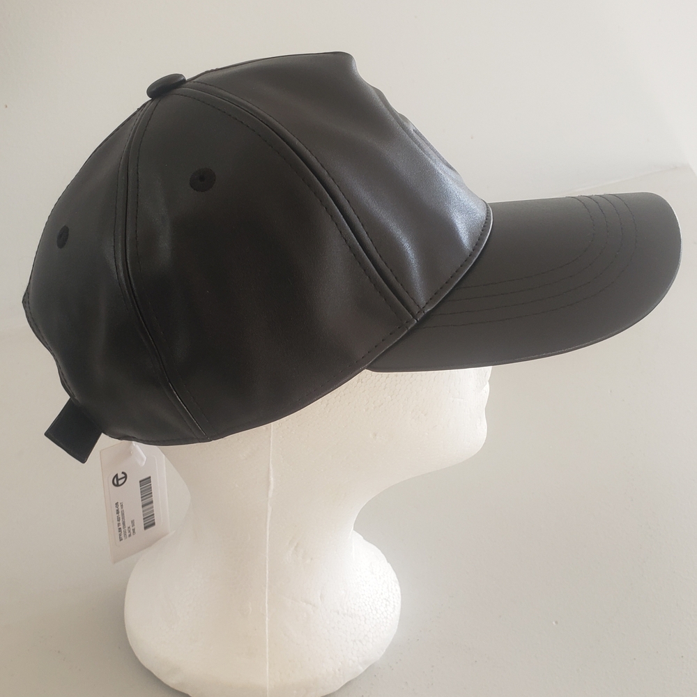 Telfar Vegan Leather Cap (Black)